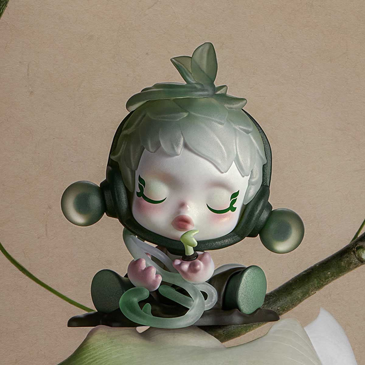 Skullpanda the Ink Plum Blossom Figure (Blind Box) - POP MART - 1