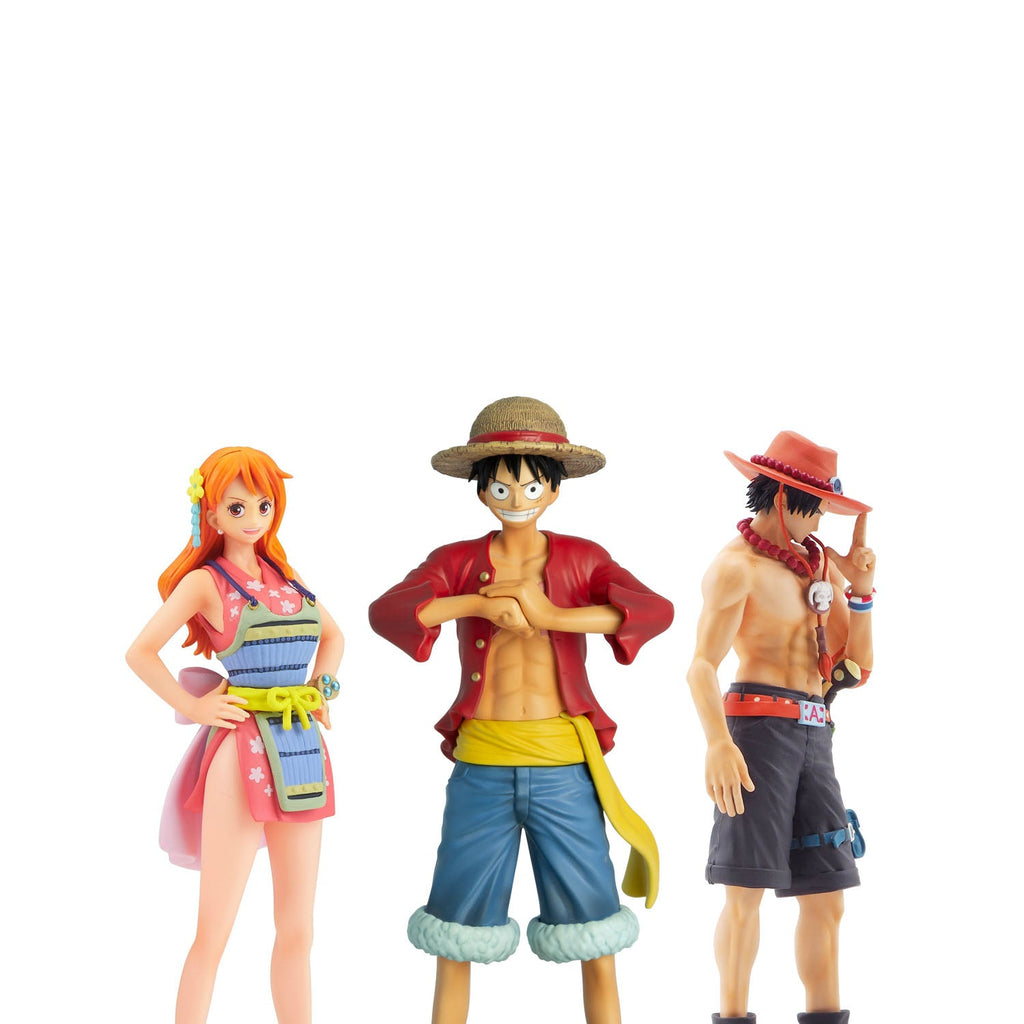 ONE PIECE FILM GOLD NAMI 3D KEYCHAIN – Anime Pop