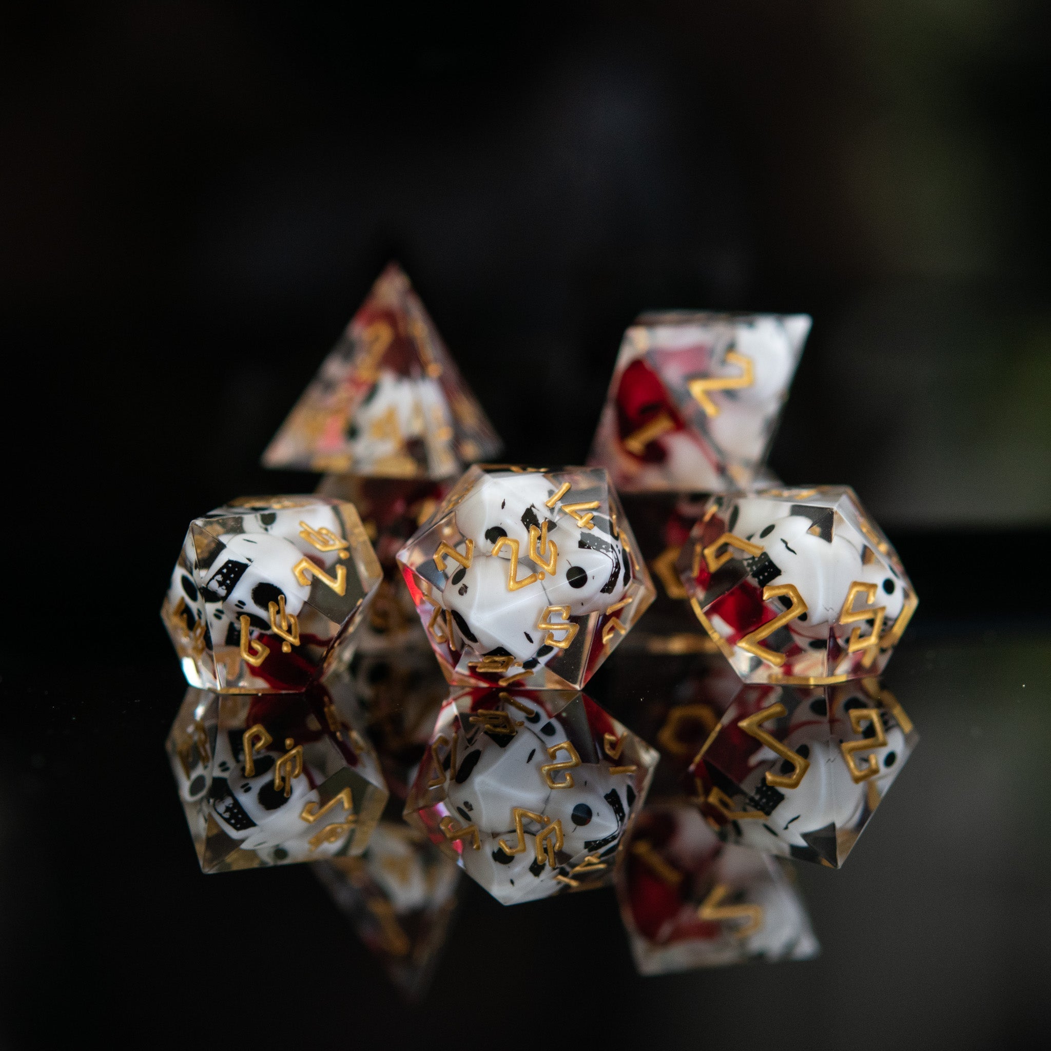 Bloody Corpse Sharp - Edged Resin Dice Set - Misty Mountain Gaming - 4