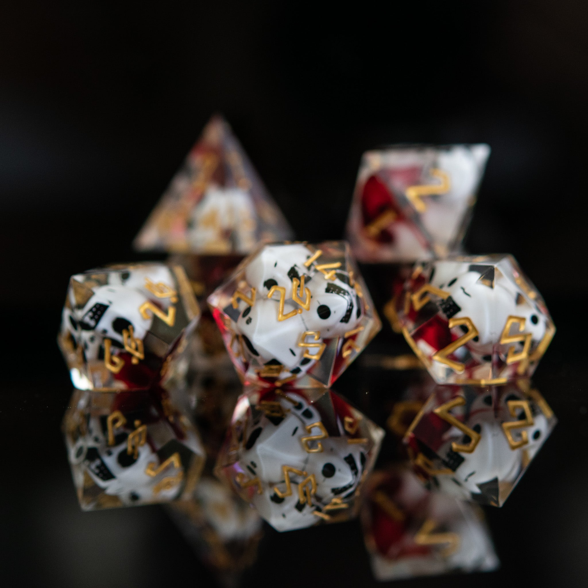 Bloody Corpse Sharp - Edged Resin Dice Set - Misty Mountain Gaming - 1