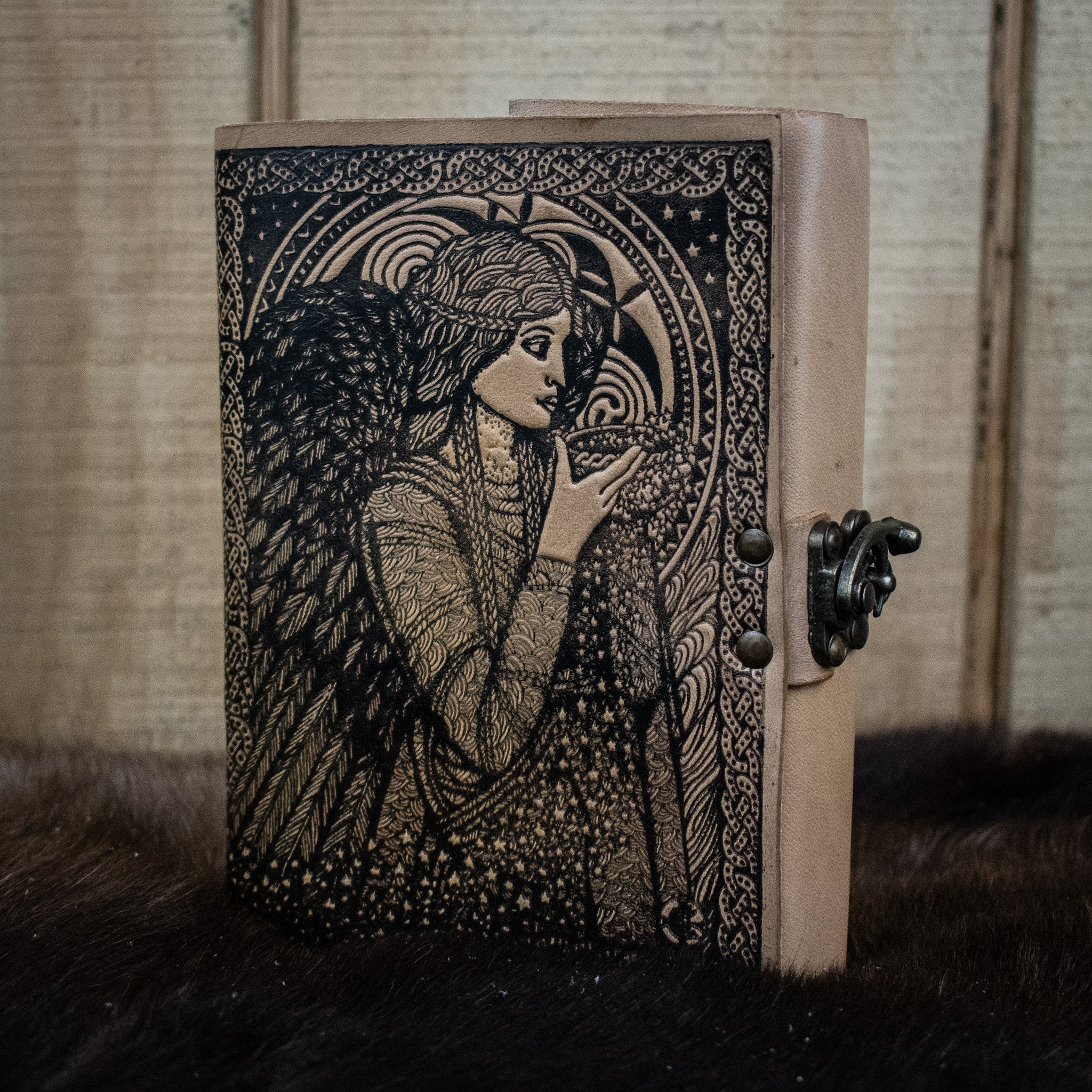 "Celtic Angel" Leather Journal - Misty Mountain Gaming - 11