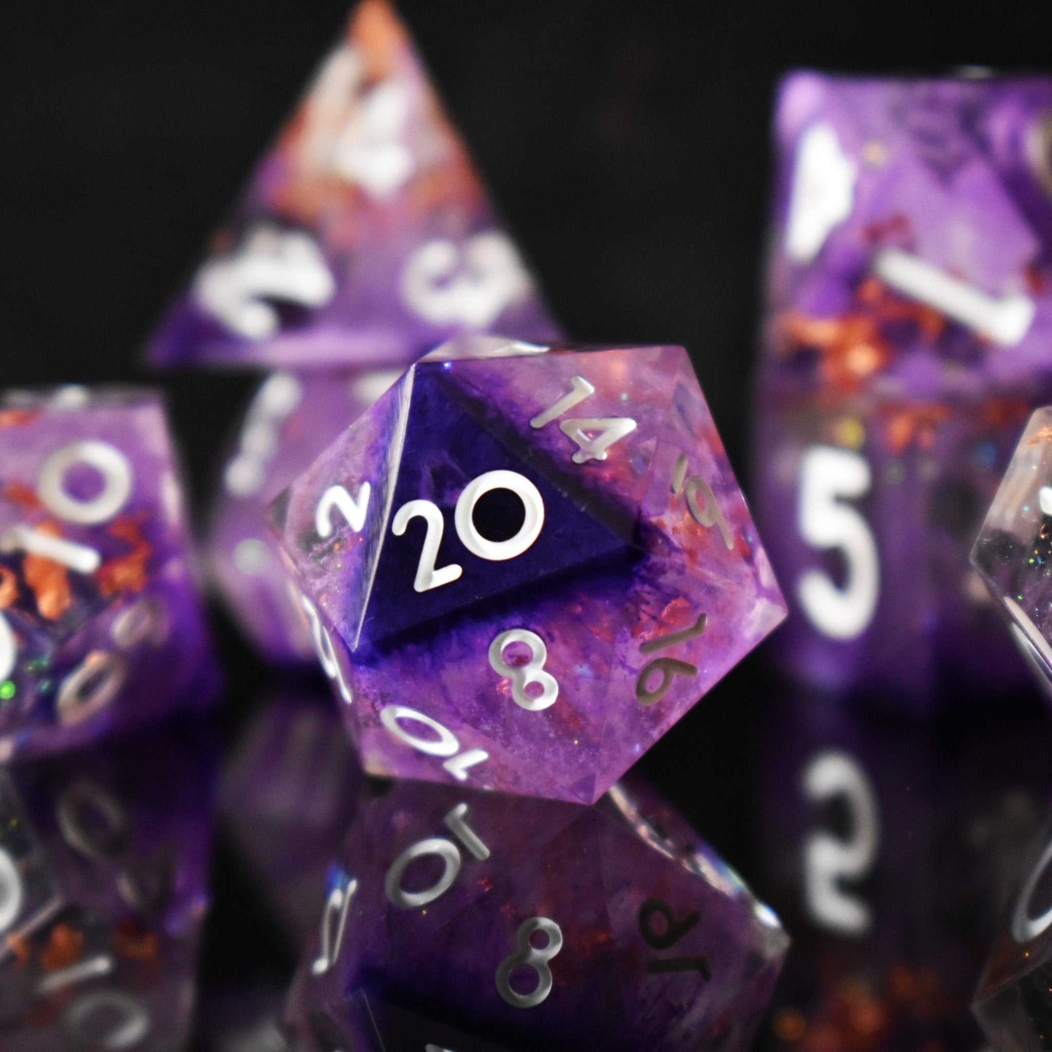 Crown of Madness Sharp - Edged Resin Dice Set - Misty Mountain Gaming - 2