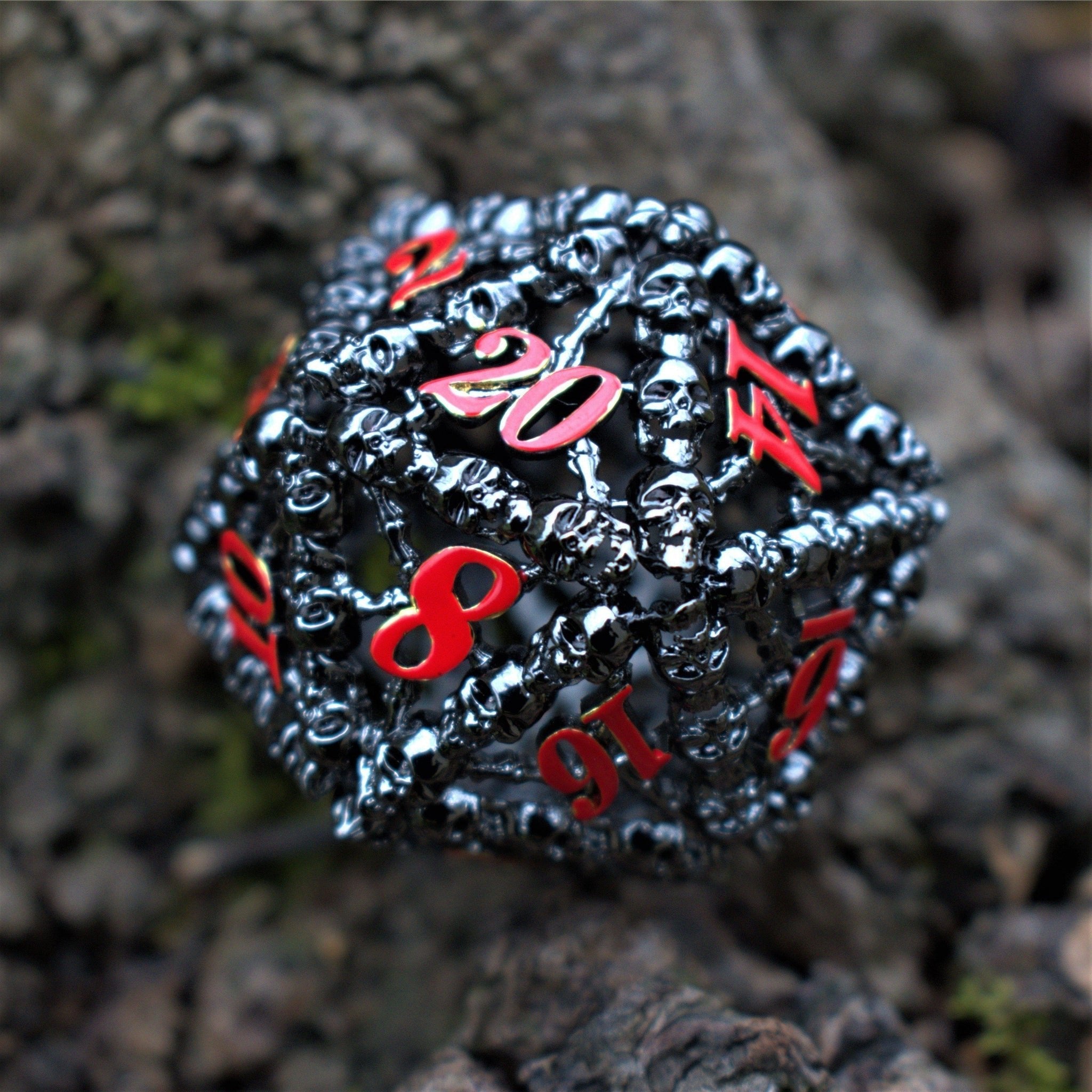 Death's Shadow Hollow 50MM D20 - Misty Mountain Gaming - 1