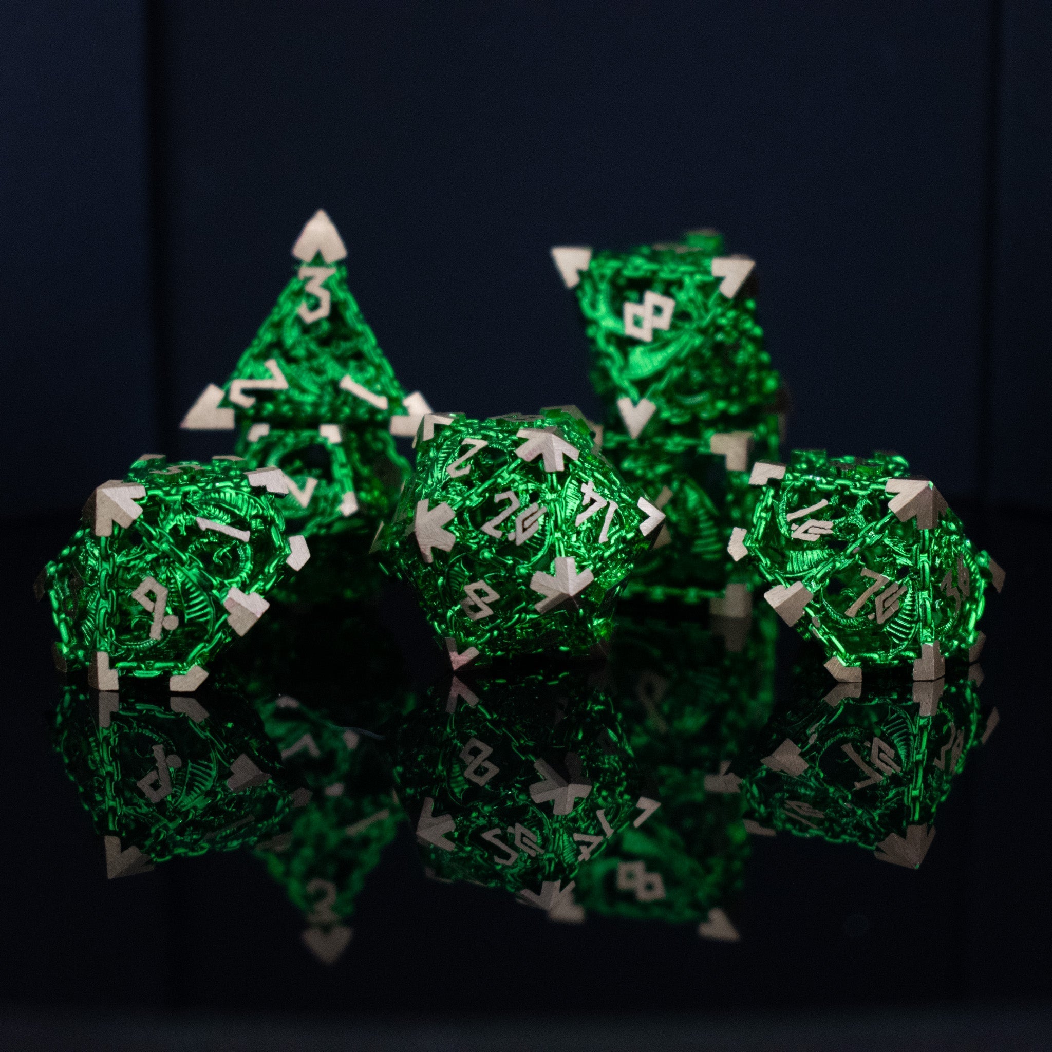 Dragon's Lair Hollow Metal Dice Set - Green - Misty Mountain Gaming - 1