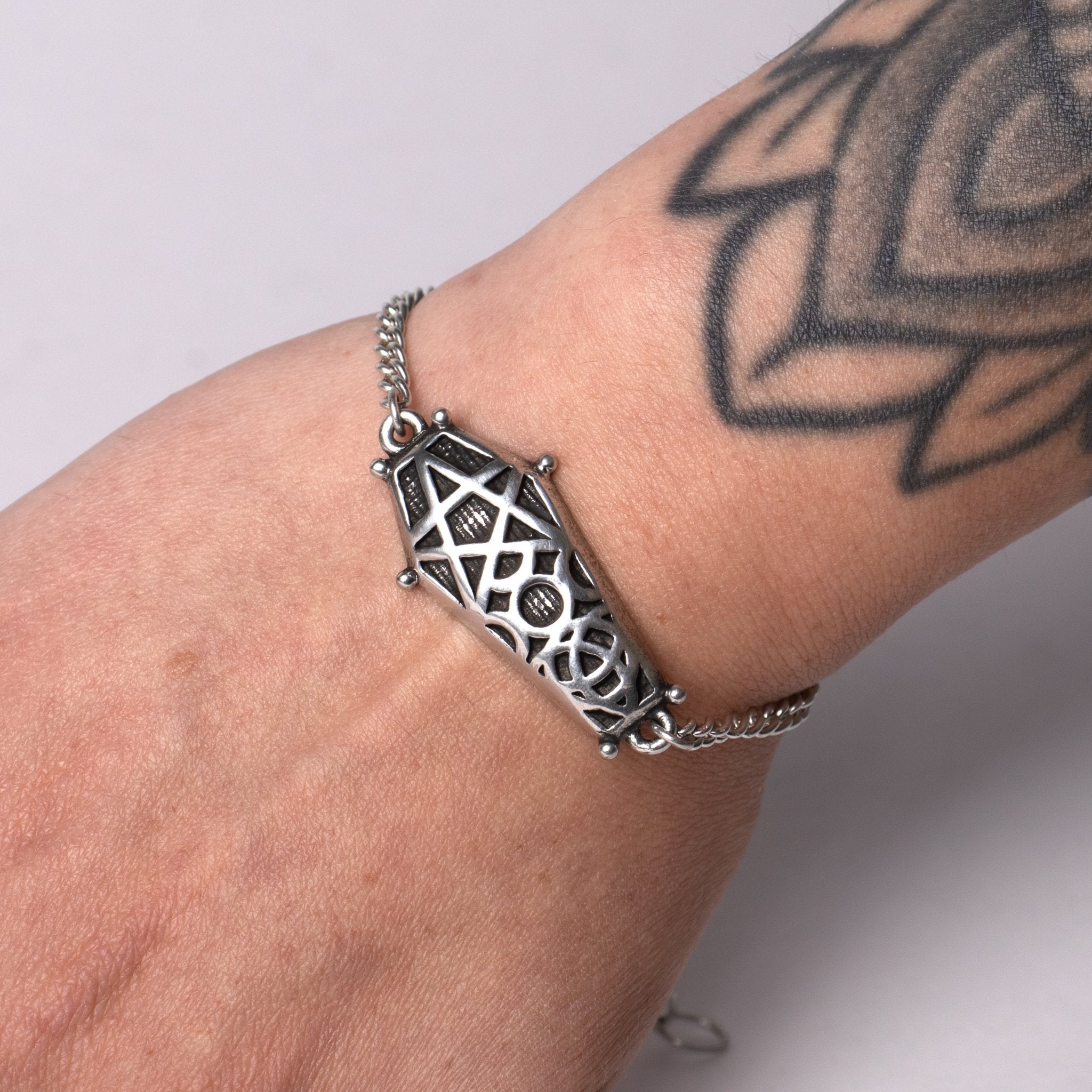 Hex Coffin Bracelet - Wrist Chain - Alchemy of England - 4