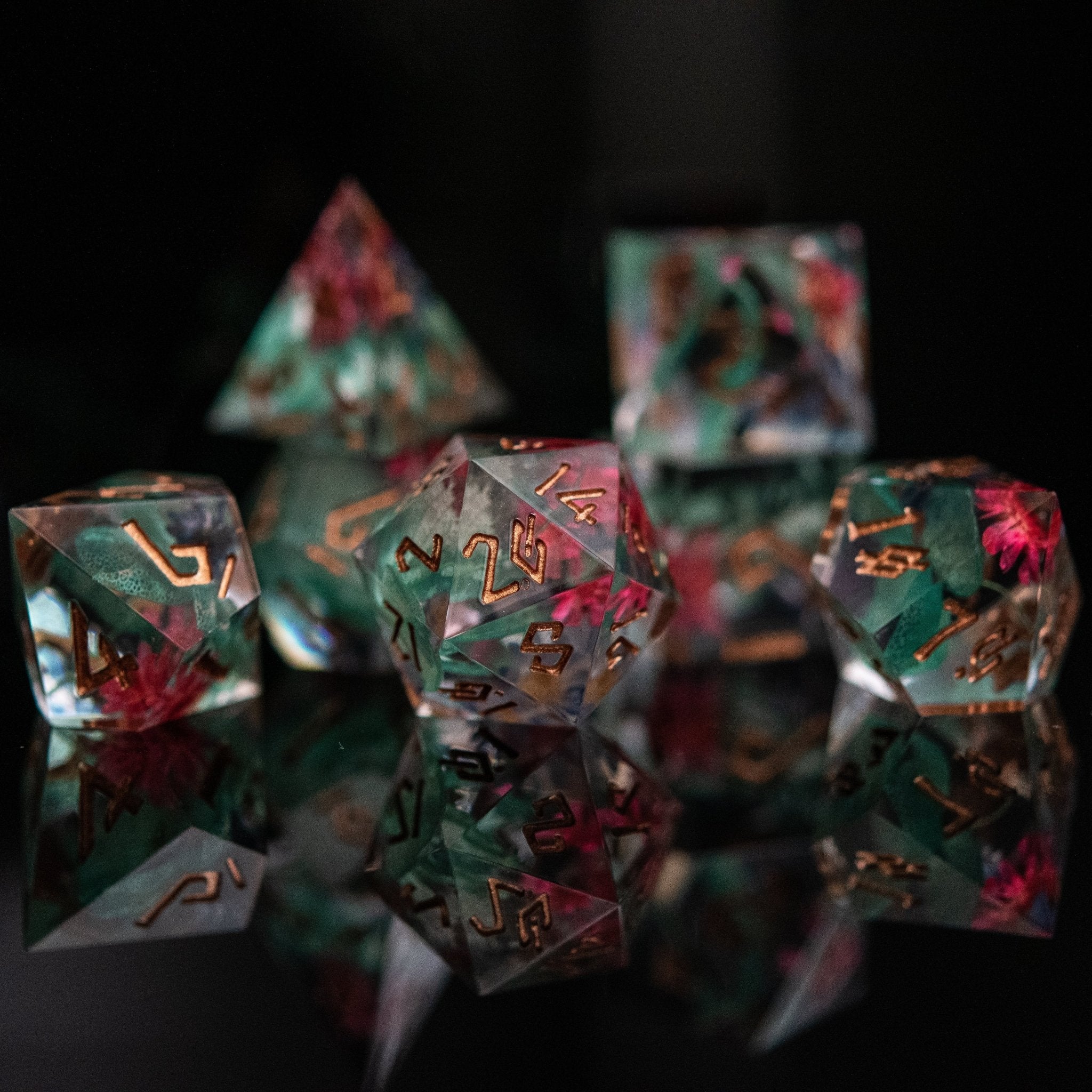 Lotus Blossom Sharp - Edged Resin Dice Set - Misty Mountain Gaming - 1