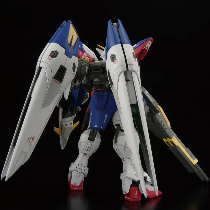 Mobile Suit Gundam XXXG-00w0 Wing Zero Endless Waltz Real Grade 1/144 Model Kit - Bandai Namco - 2