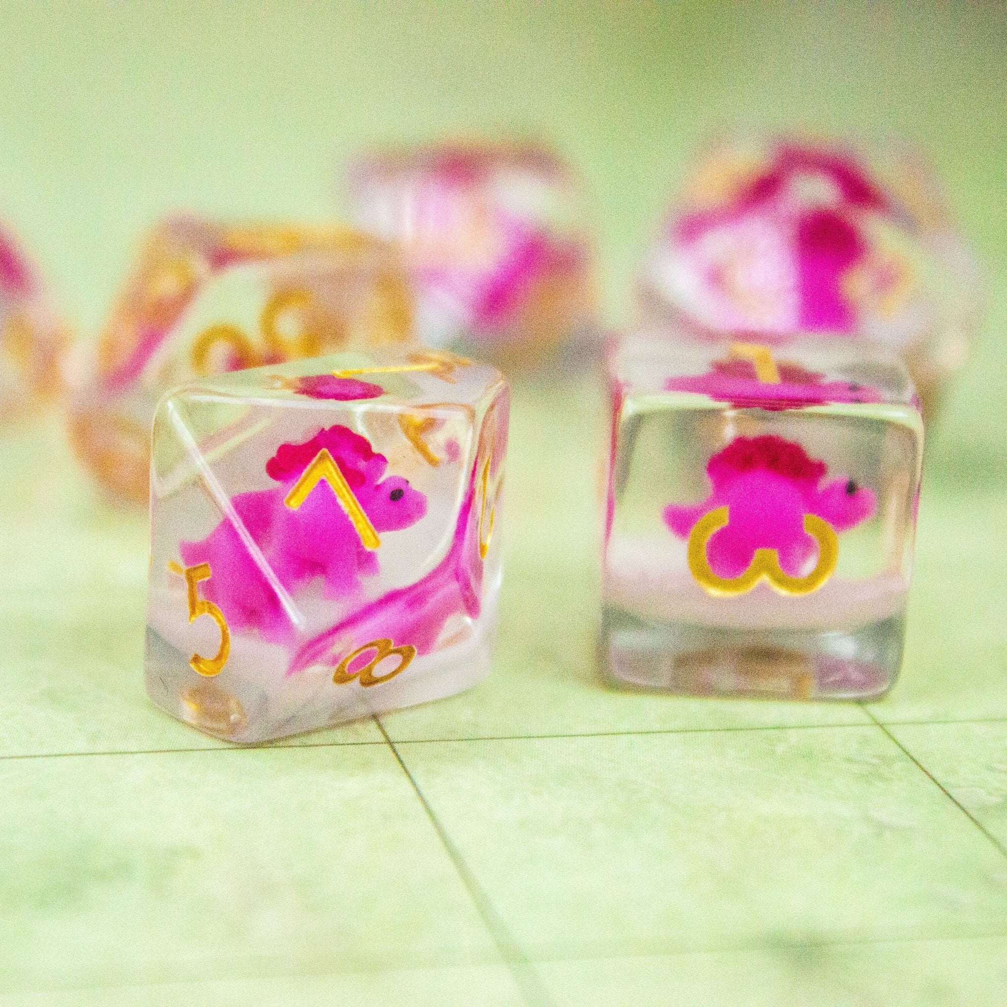 Mystery Dice Goblin Inclusion Pink Dinosaurs Dice Set - Mystery Dice Goblin - 1