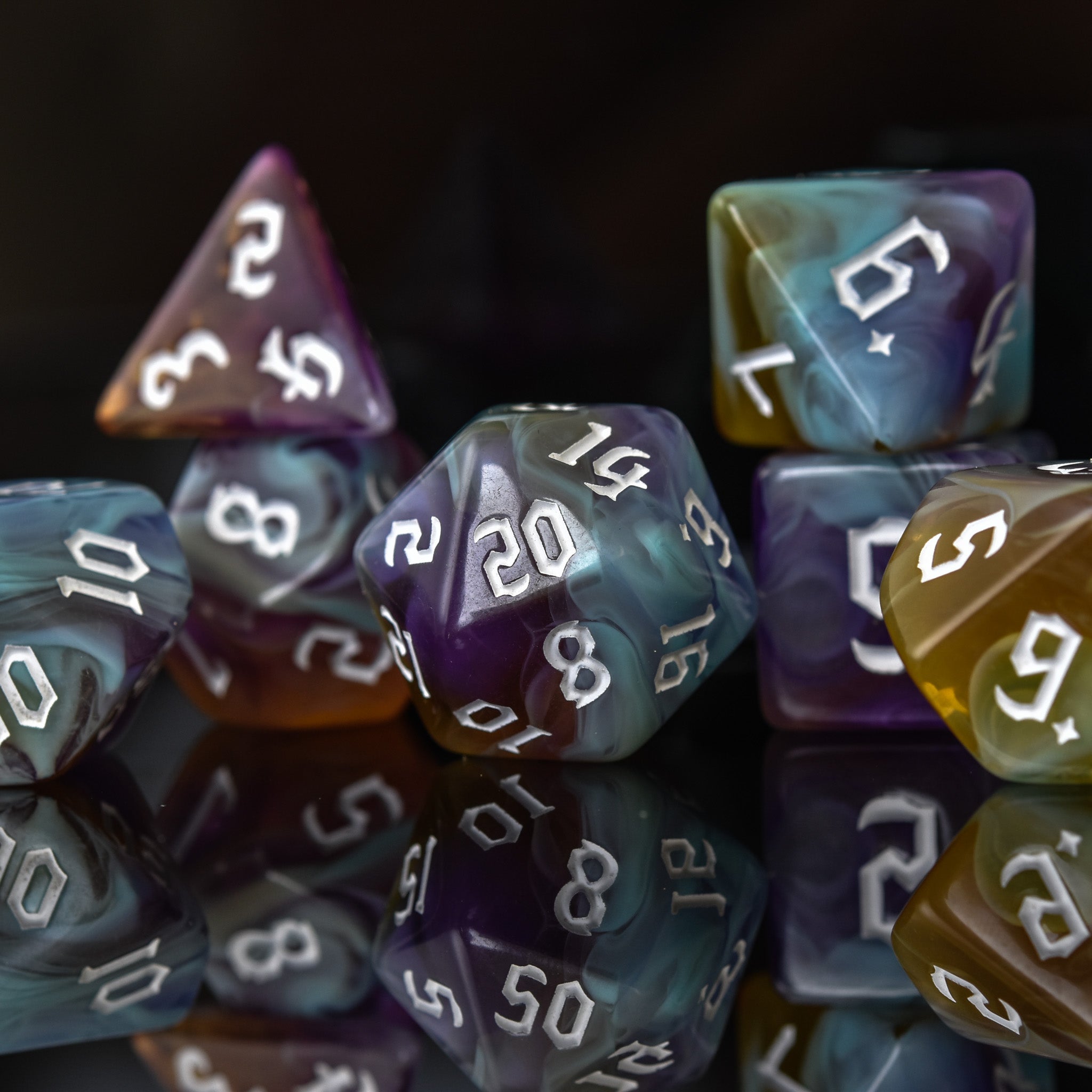 Paladin Class Acrylic Dice Set - Misty Mountain Gaming - 3