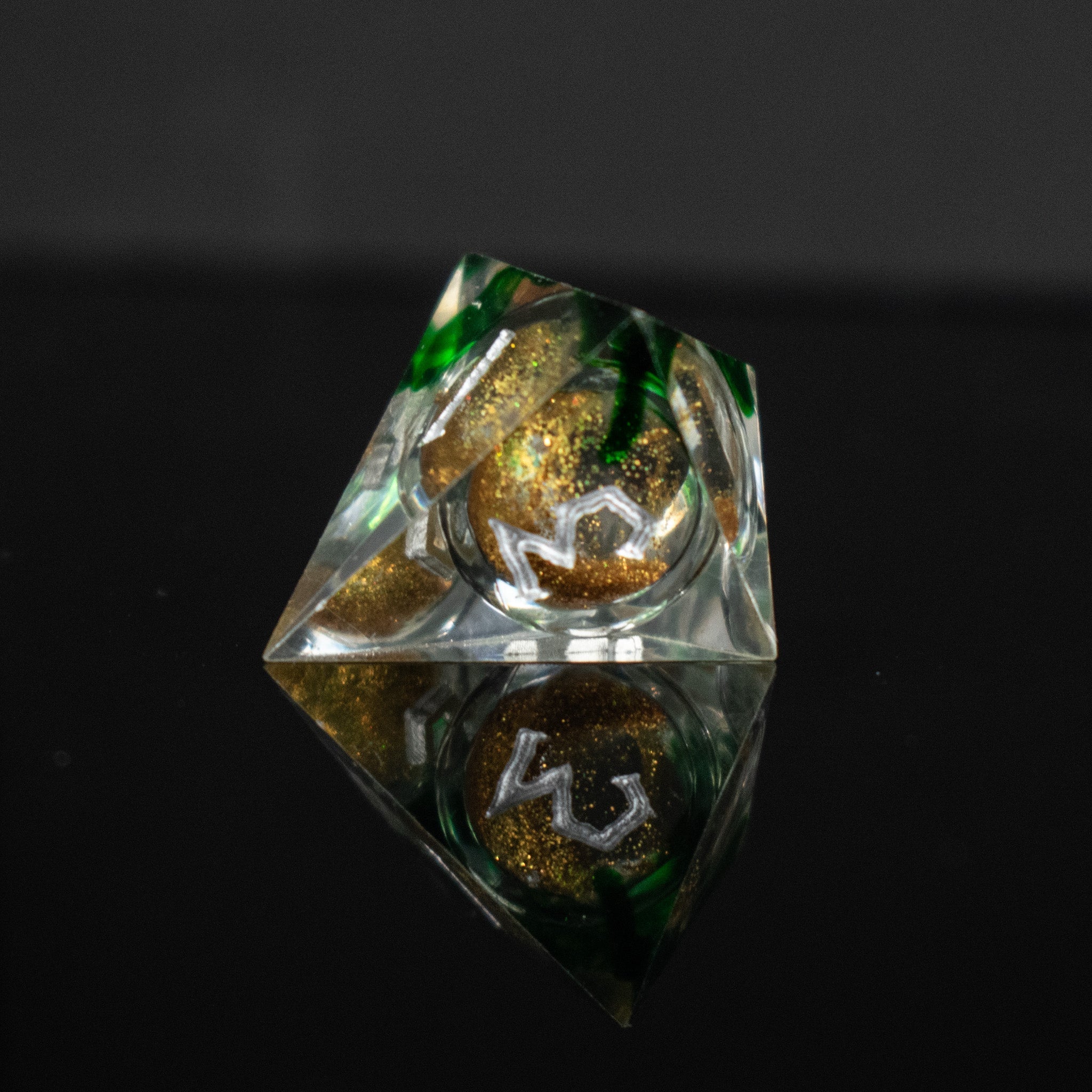 Pot O' Gold Liquid Core Dice Set - Misty Mountain Gaming - 3