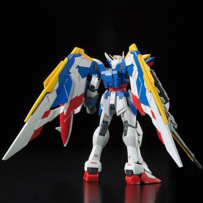 Mobile Suit Gundam XXXG-01W Wing Gundam Endless Waltz Real Grade 1/144 Model Kit