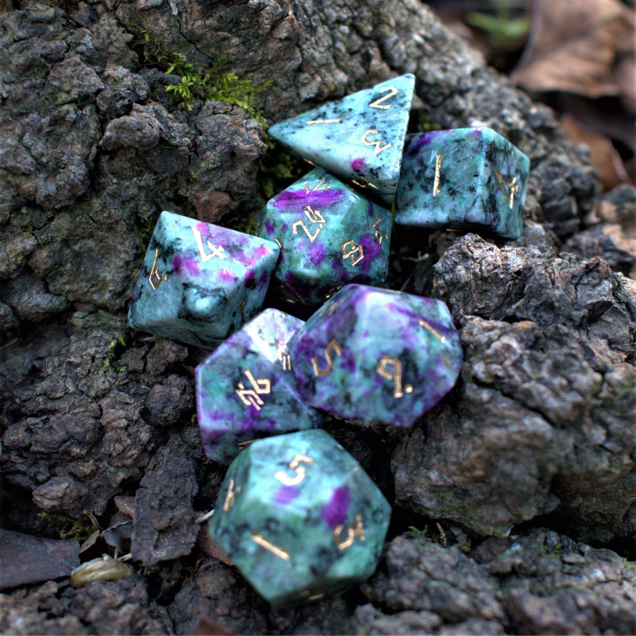 Ruby Zoisite Stone Dice Set - Misty Mountain Gaming - 1