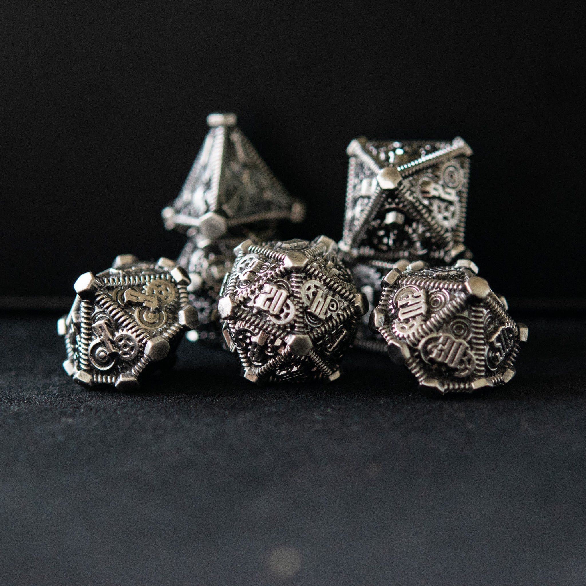 Silver - Weird West Wasteland Metal Dice Set - Misty Mountain Gaming - 5