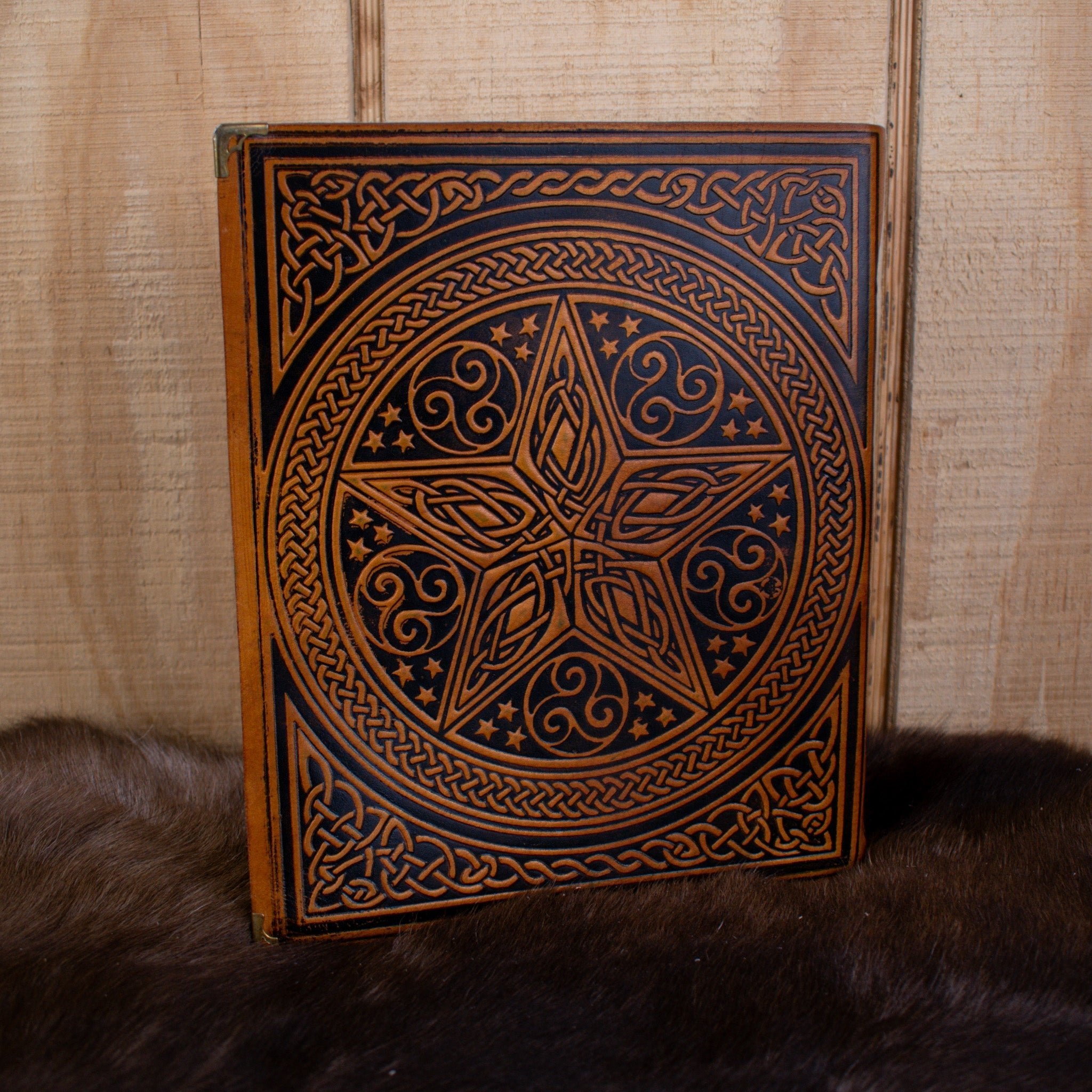 "The Pentacle" Tan Spellbook Leather Journal - Misty Mountain Gaming - 2