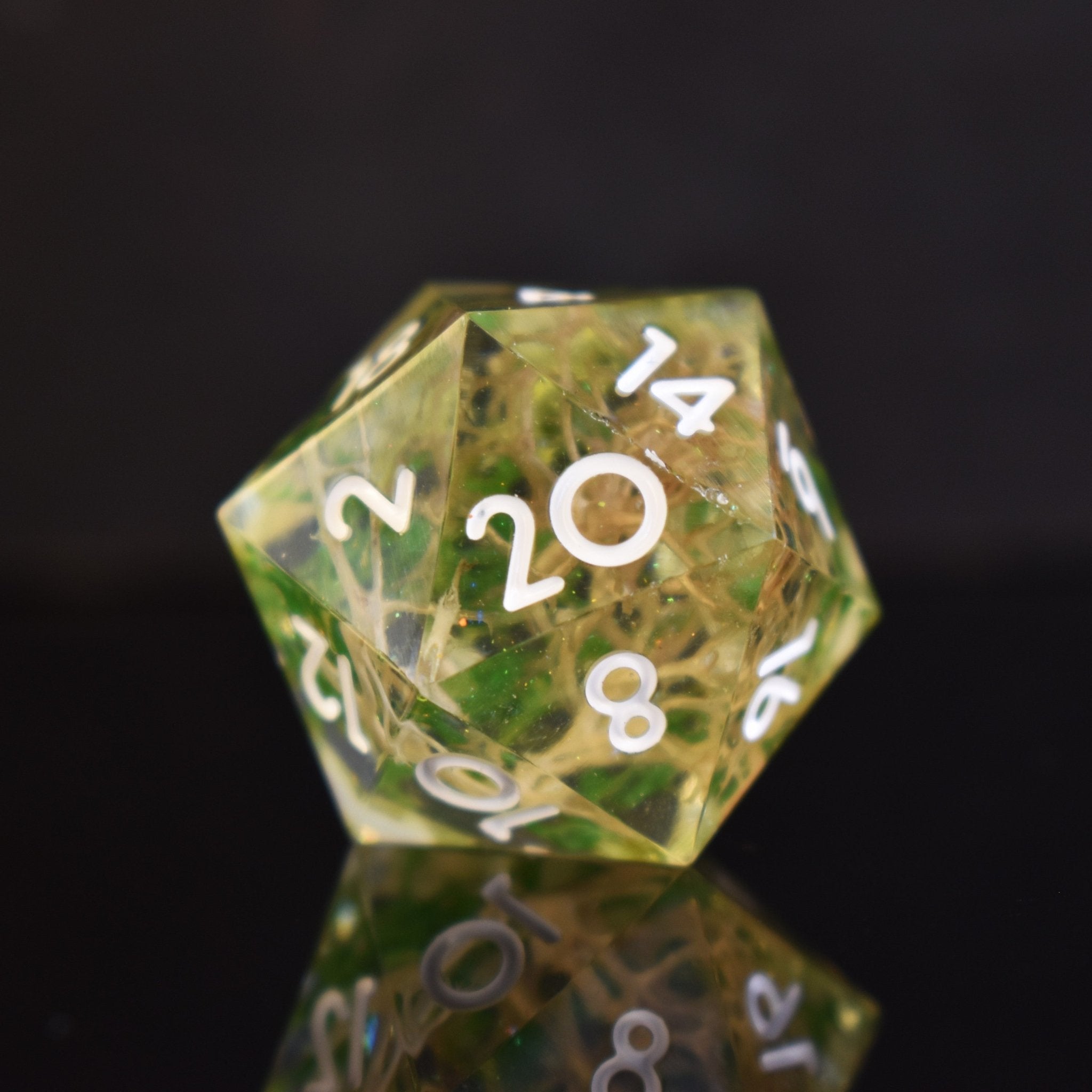 Thorn Whip Sharp - Edged Resin Dice Set - Misty Mountain Gaming - 3