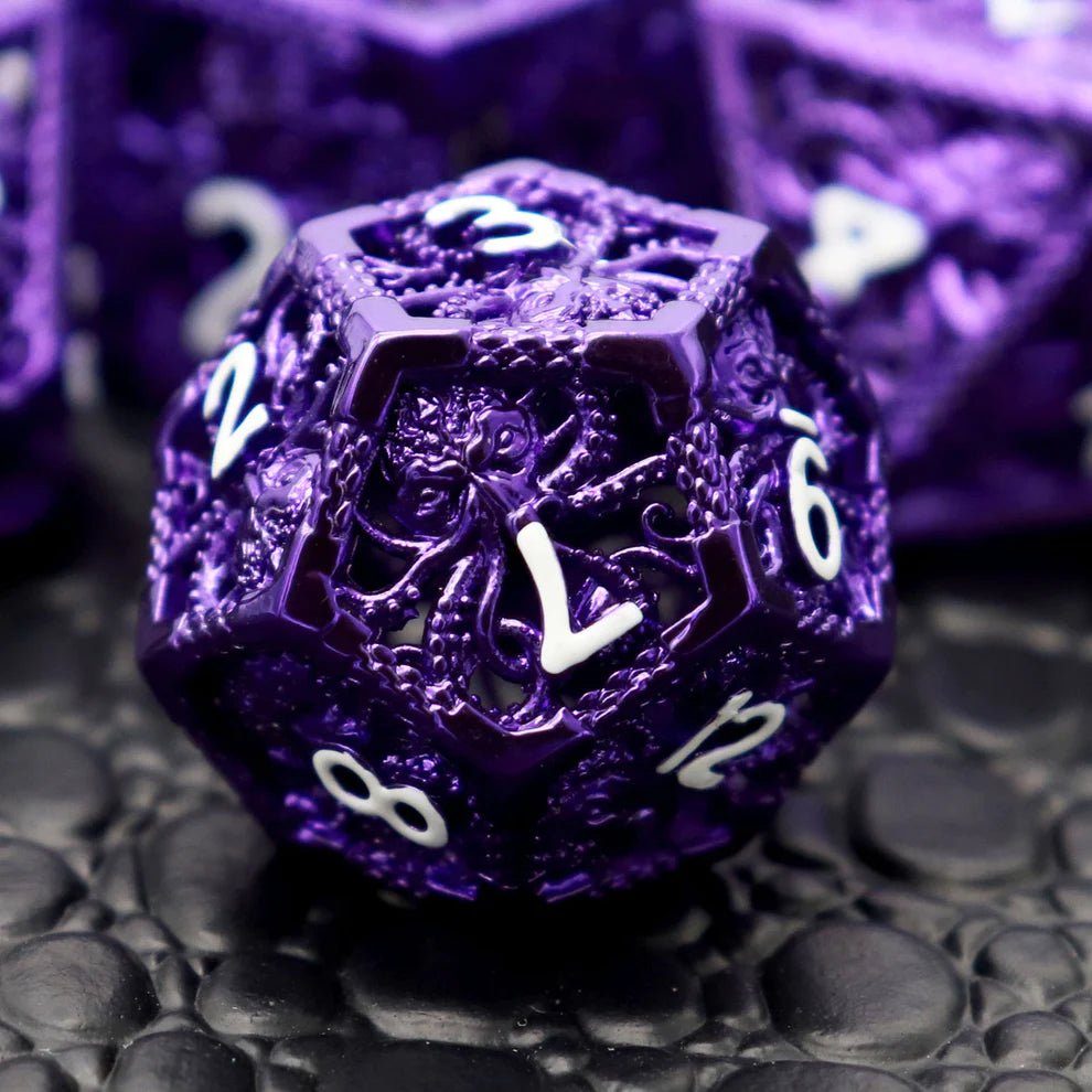 Kraken: Hollow Metal Dice Set, Purple White Numbers - Haxtec - 4